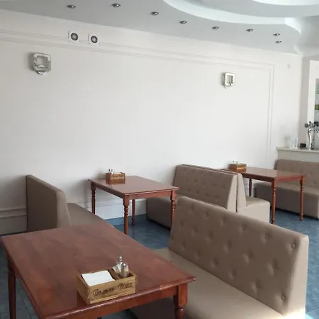 Dolche Hotel *